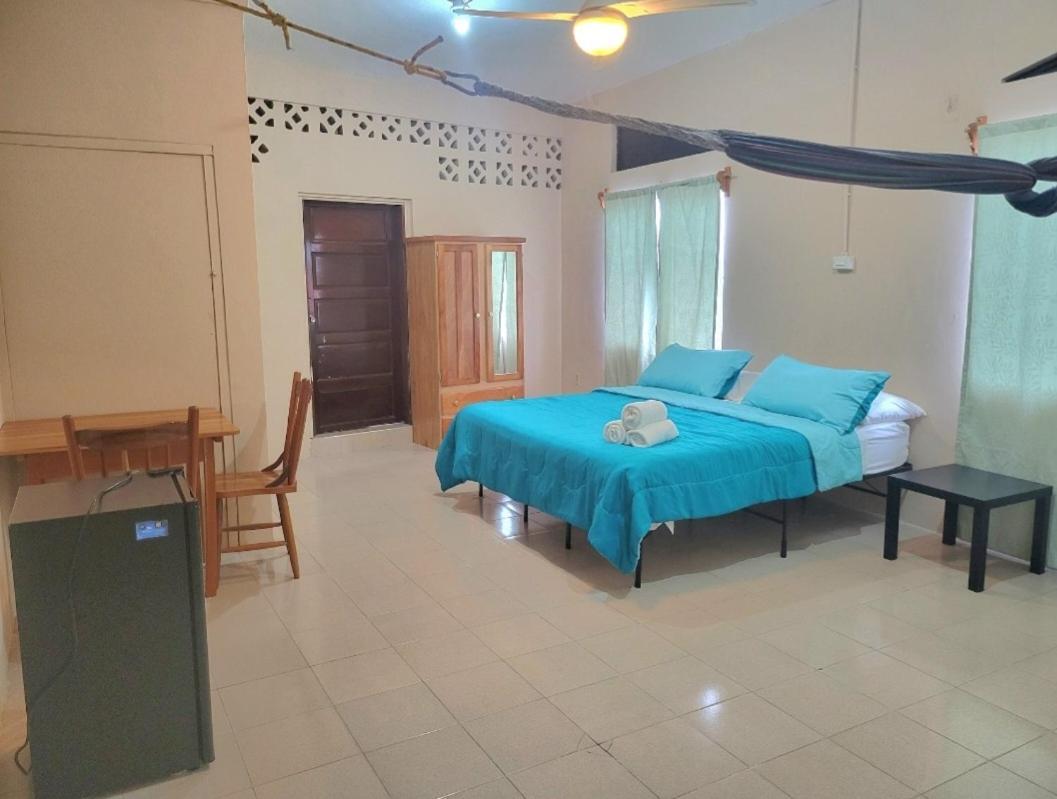 Arnold'S Guest House Сан-Игнасио Экстерьер фото